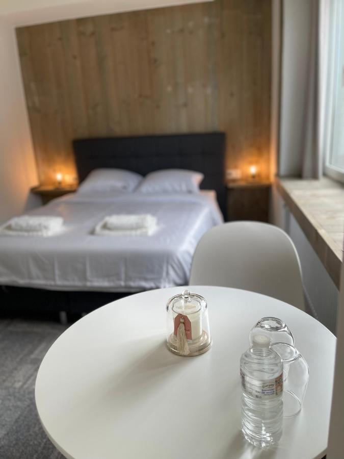 Mooie Kamer In Centrum Brugge Met Badkamer מראה חיצוני תמונה